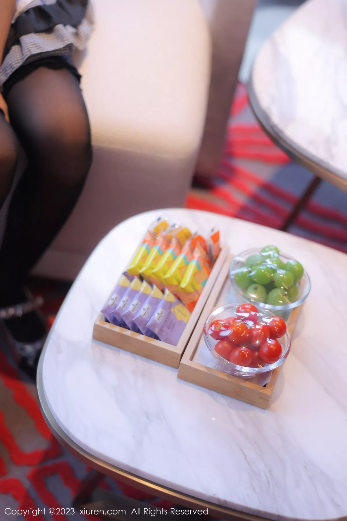 [XiuRen秀人网] 2023.08.15 No.7237 幼幼 女仆美腿 [103P] NO.7