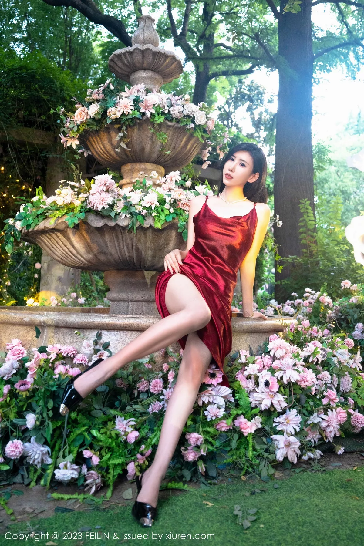[FEILIN嗲囡囡] 2023.08.29 VOL.467 章芃芃 长裙美腿 [71P] NO.2