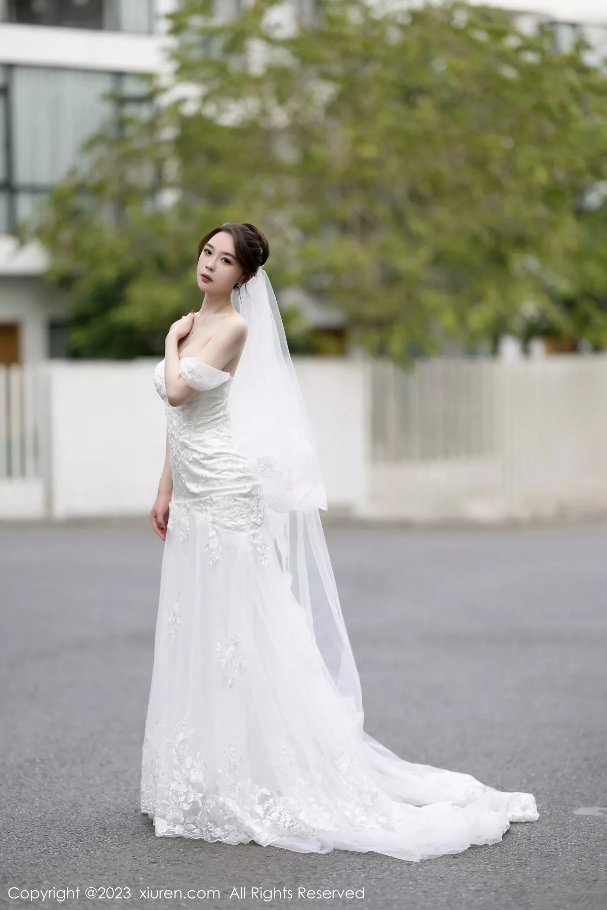 [XiuRen秀人网] 2023.08.30 No.7310 梦心玥 婚纱美腿 [83P] NO.1