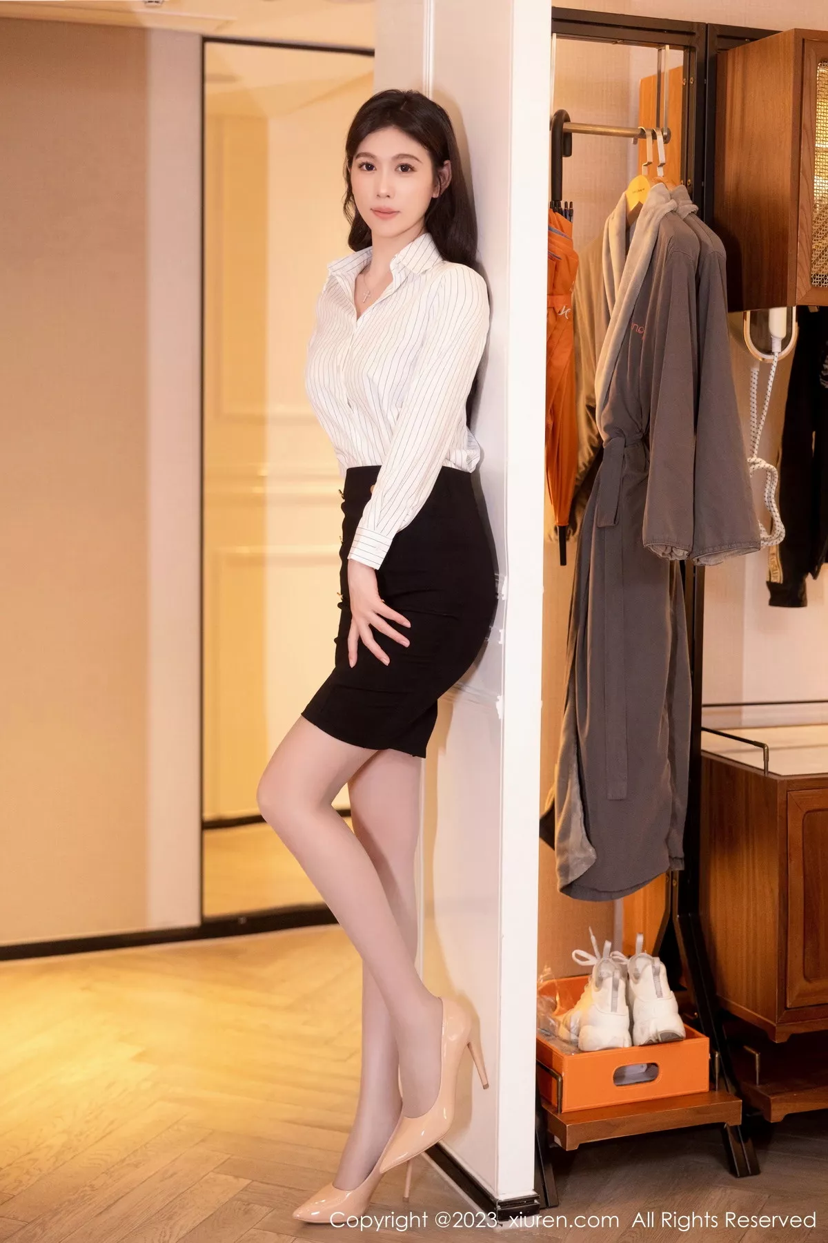 [XiuRen秀人网] 2023.09.05 No.7335 李雅柔182CM 短裙美腿 [60P] NO.3