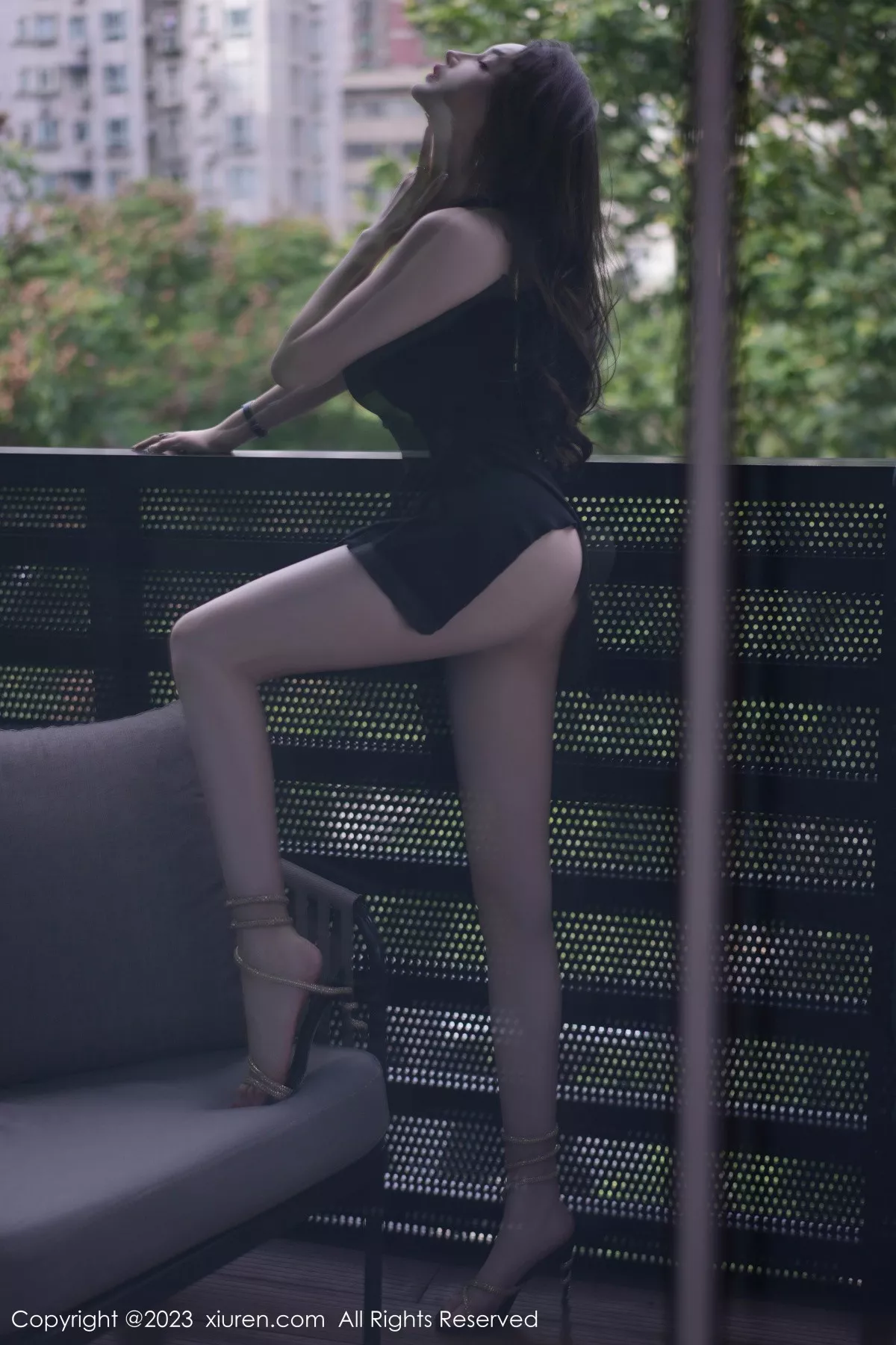 [XiuRen秀人网] 2023.09.11 No.7367 Carol周妍希 长裙美腿 [72P] NO.10