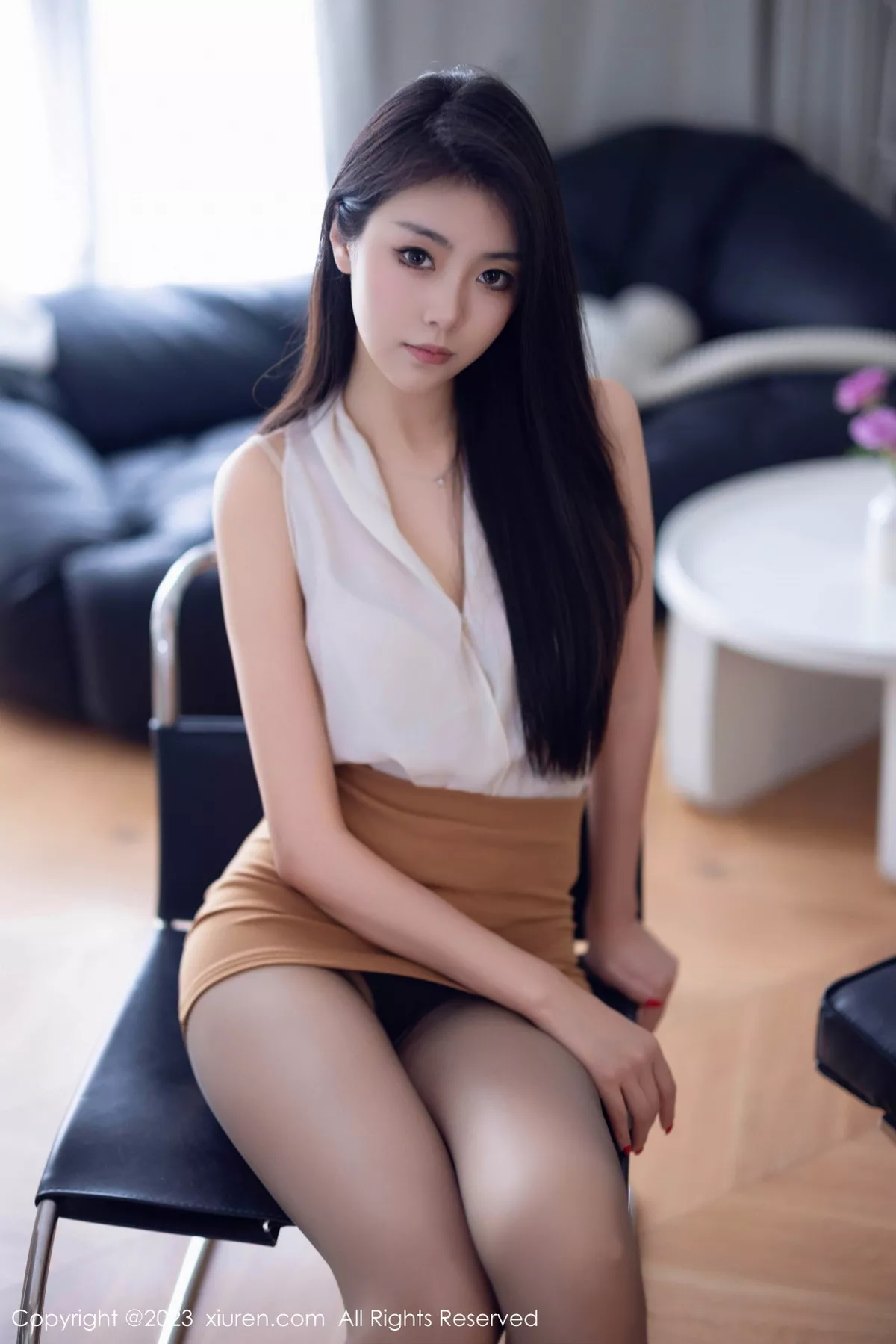 [XiuRen秀人网] 2023.09.14 No.7387 可乐Vicky 黑丝美腿 [82P] NO.3