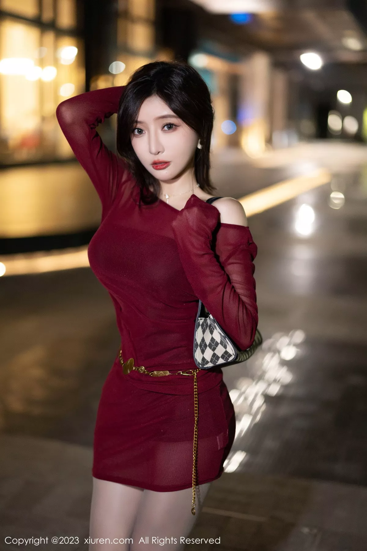 [XiuRen秀人网] 2023.09.15 No.7400 王馨瑶yanni 黑丝美腿 [92P] NO.4