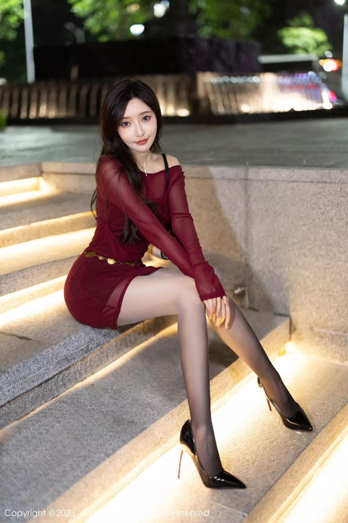 [XiuRen秀人网] 2023.09.15 No.7400 王馨瑶yanni 黑丝美腿 [92P] NO.9