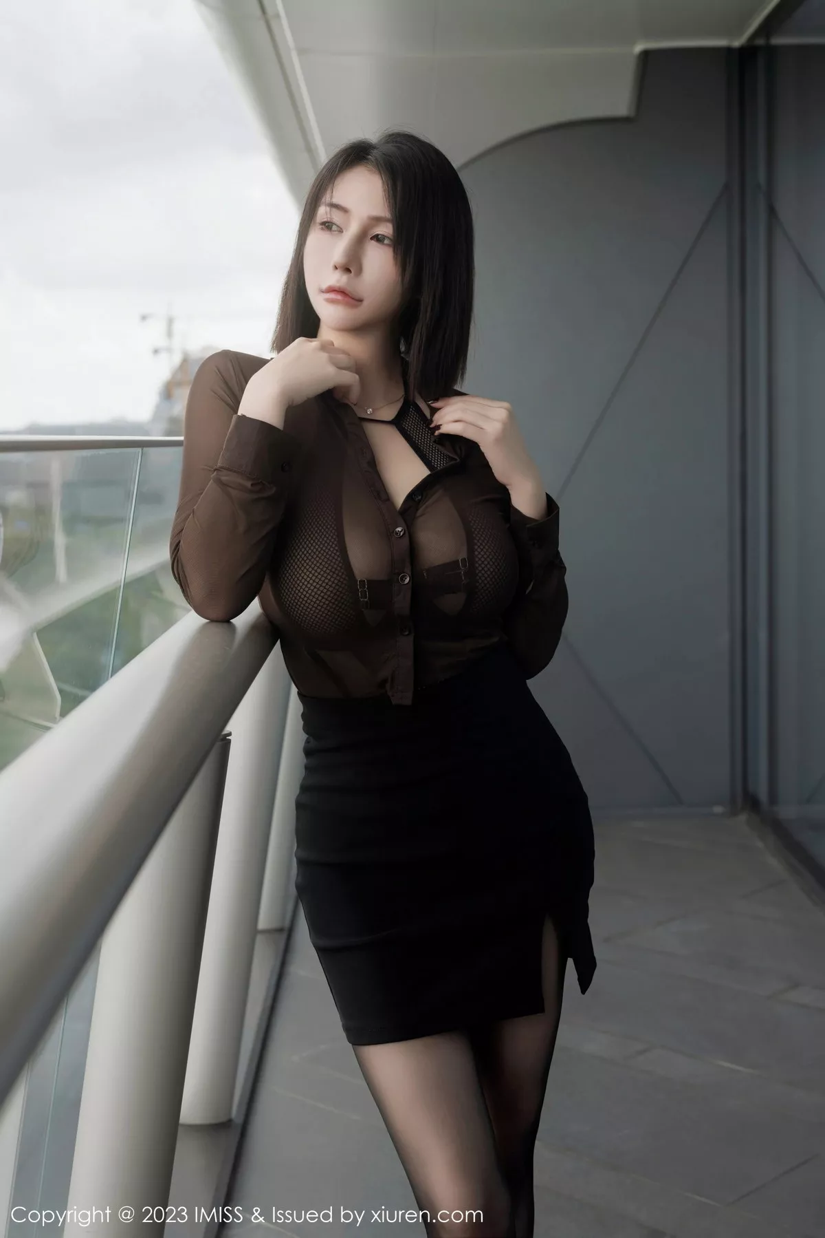 [IMISS爱蜜社] 2023.08.22 VOL.744 Evon陈赞之 黑丝短裙 [66P] NO.2