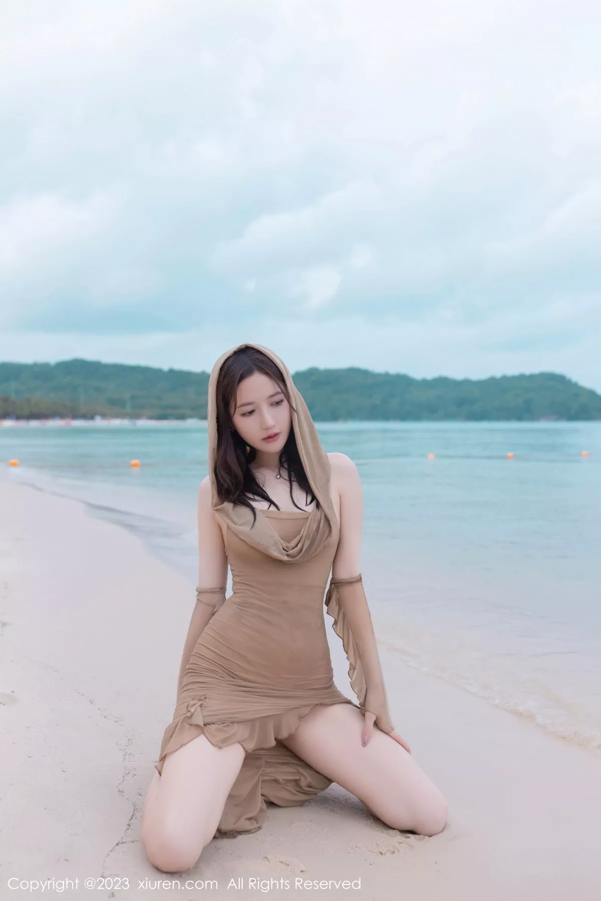 [XiuRen秀人网] 2023.08.25 No.7288 鱼子酱Fish 沙滩美腿 [77P] NO.7