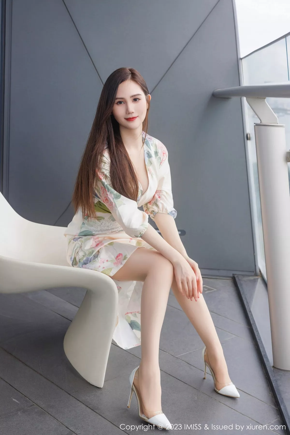 [IMISS爱蜜社] 2023.08.28 VOL.745 SISY思 长裙美腿 [55P] NO.4