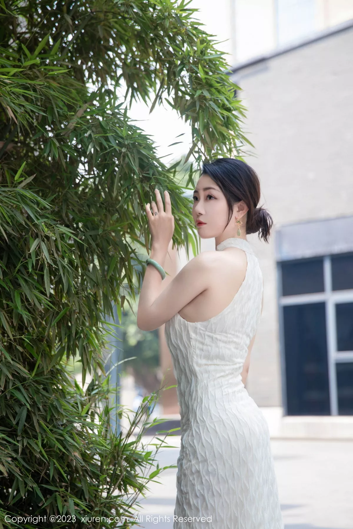 [XiuRen秀人网] 2023.09.25 No.7435 严利娅Yuliya 旗袍美臀 [71P] NO.5