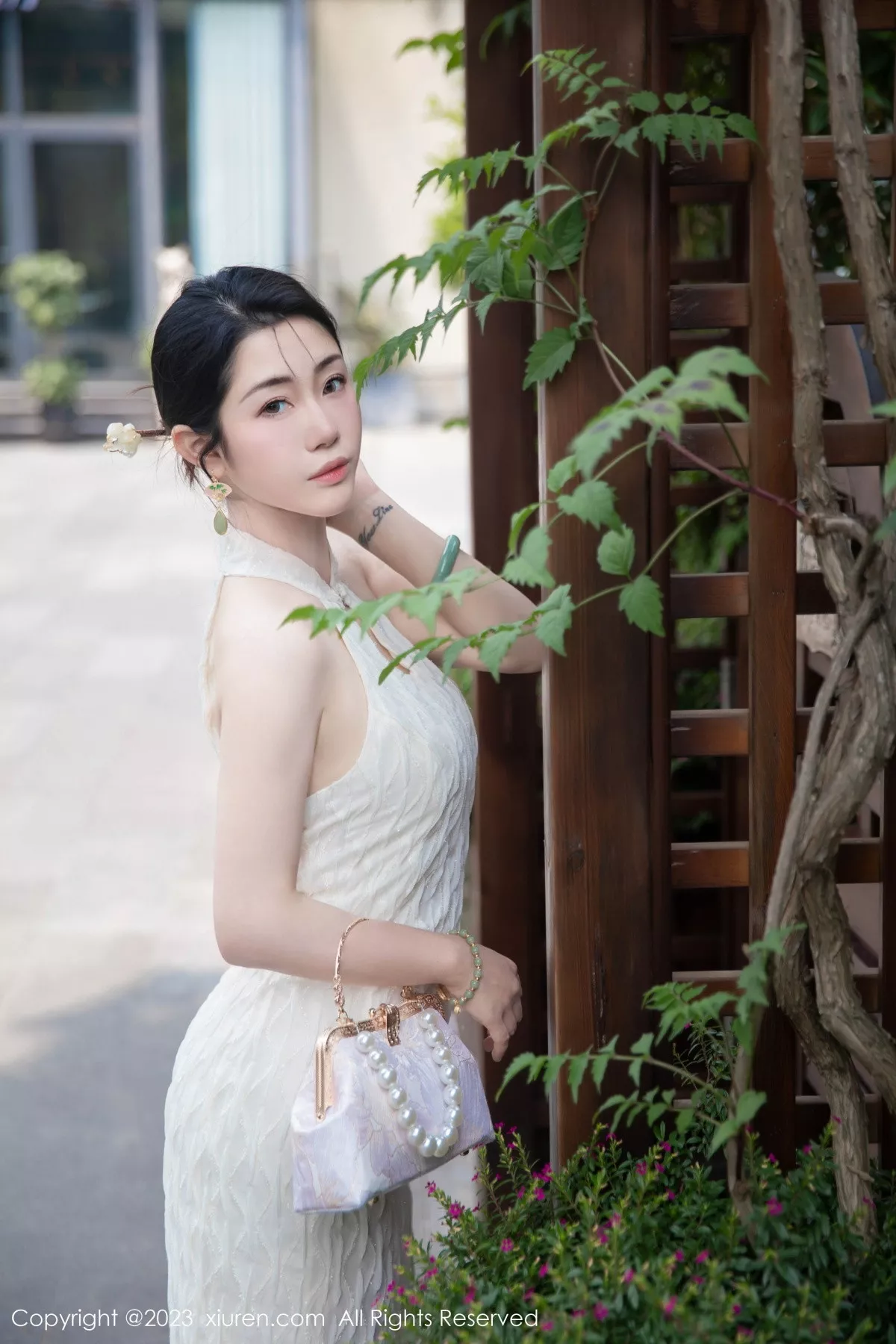 [XiuRen秀人网] 2023.09.25 No.7435 严利娅Yuliya 旗袍美臀 [71P] NO.7