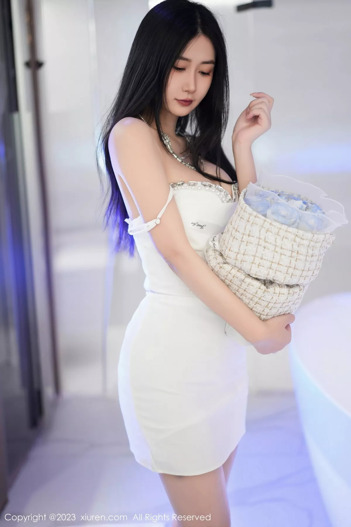 [XiuRen秀人网] 2023.09.27 No.7447 laura阿姣 丰腴美腿 [77P] NO.11