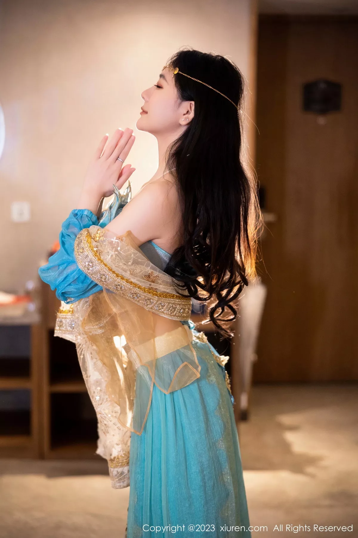 [XiuRen秀人网] 2023.10.07 No.7469 幼幼 西域舞娘 美腿 [82P] NO.8