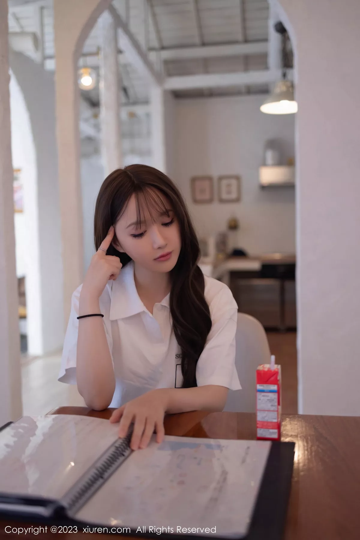 [XiuRen秀人网] 2023.10.08 No.7475 鱼子酱Fish 黑丝美腿 [85P] NO.10