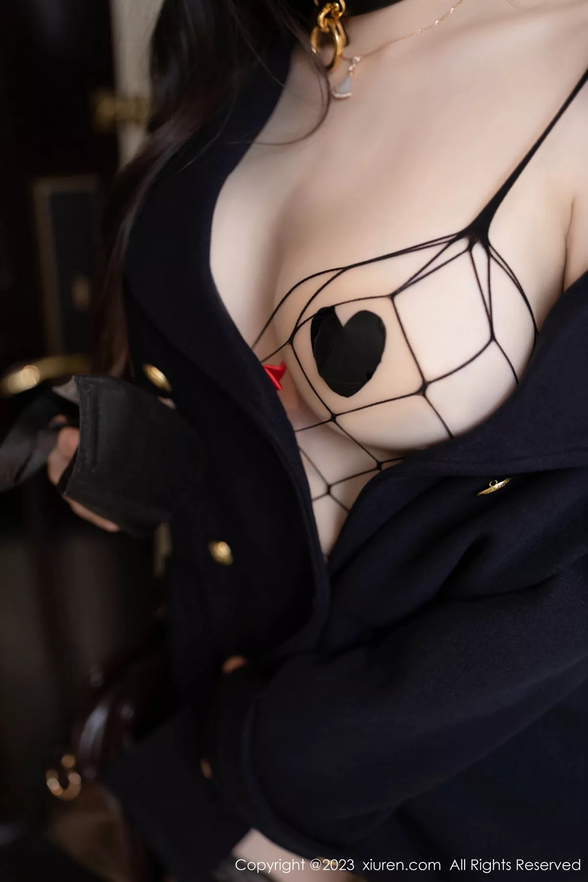 [XiuRen秀人网] 2023.10.08 No.7474 小逗逗 黑丝美腿 [78P] NO.7