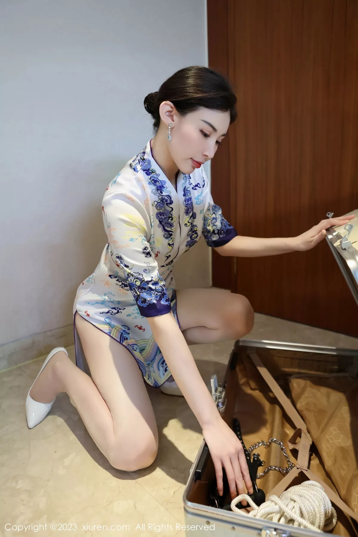 [XiuRen秀人网] 2023.10.09 No.7479 曼柔 空姐制服 [102P] NO.7