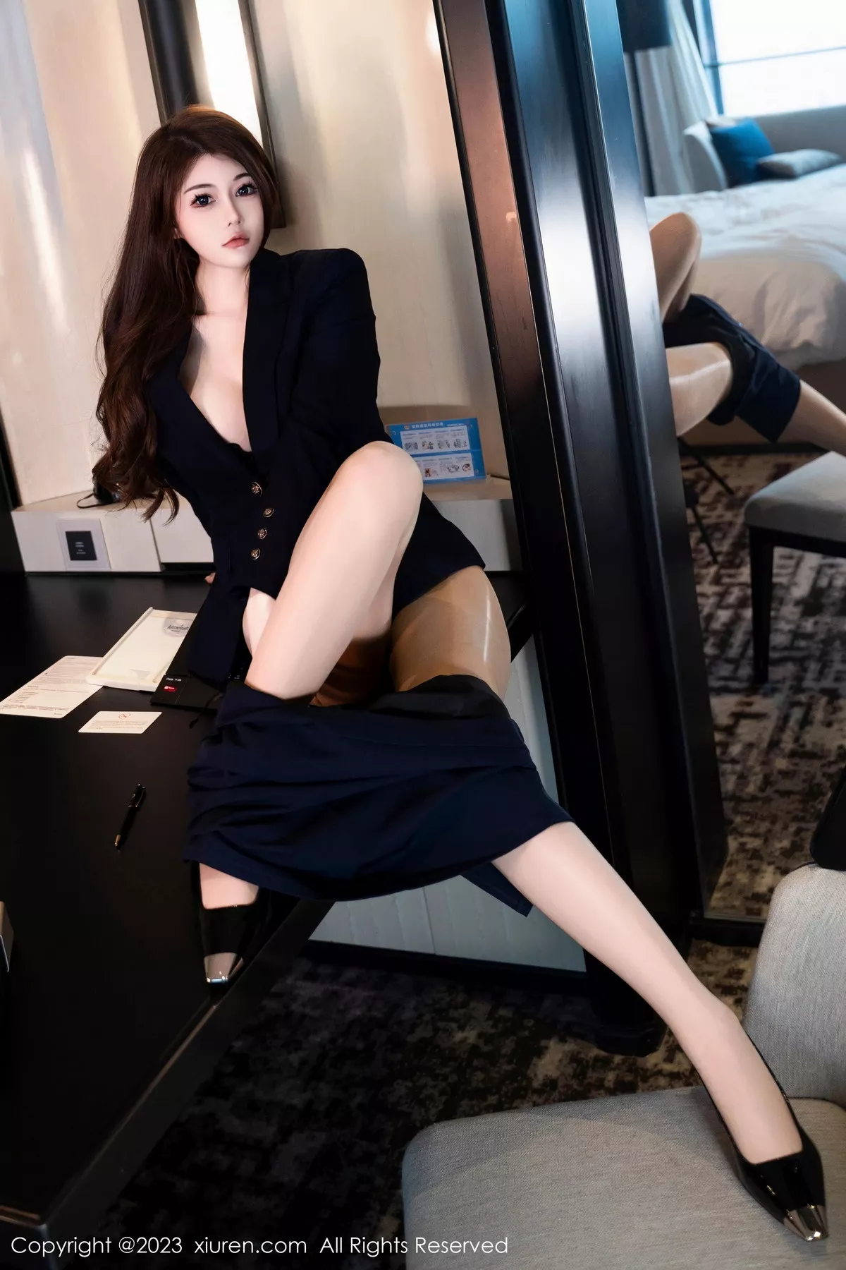 [XiuRen秀人网] 2023.10.10 No.7484 甜妮 丝袜美臀 [66P] NO.7