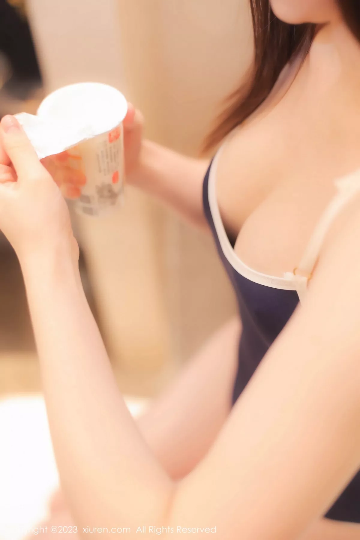 [XiuRen秀人网] 2023.10.12 No.7499 林悠悠 浴缸美腿 [75P] NO.7