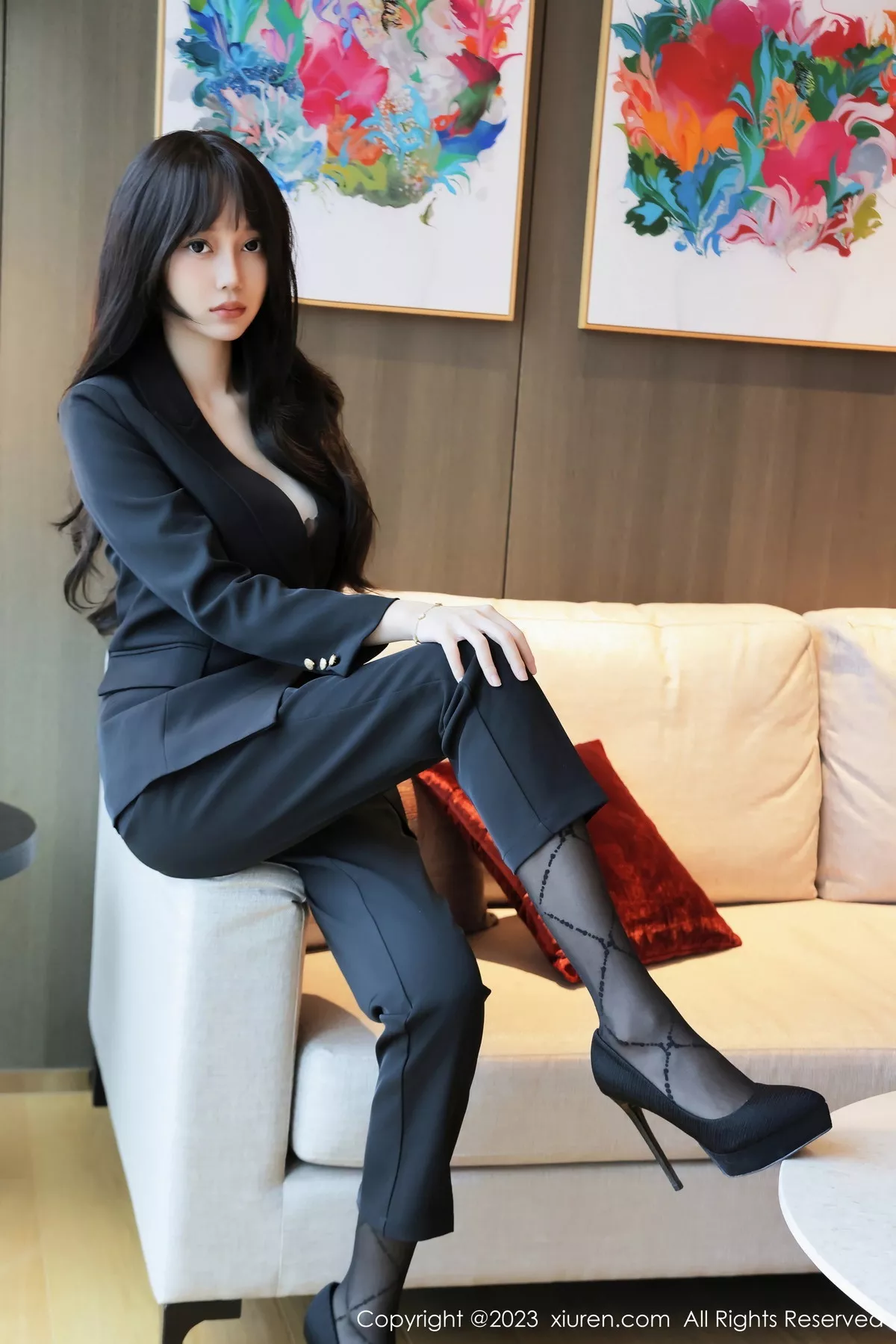 [XiuRen秀人网] 2023.10.13 No.7502 玥儿玥er 制服美腿 [78P] NO.4