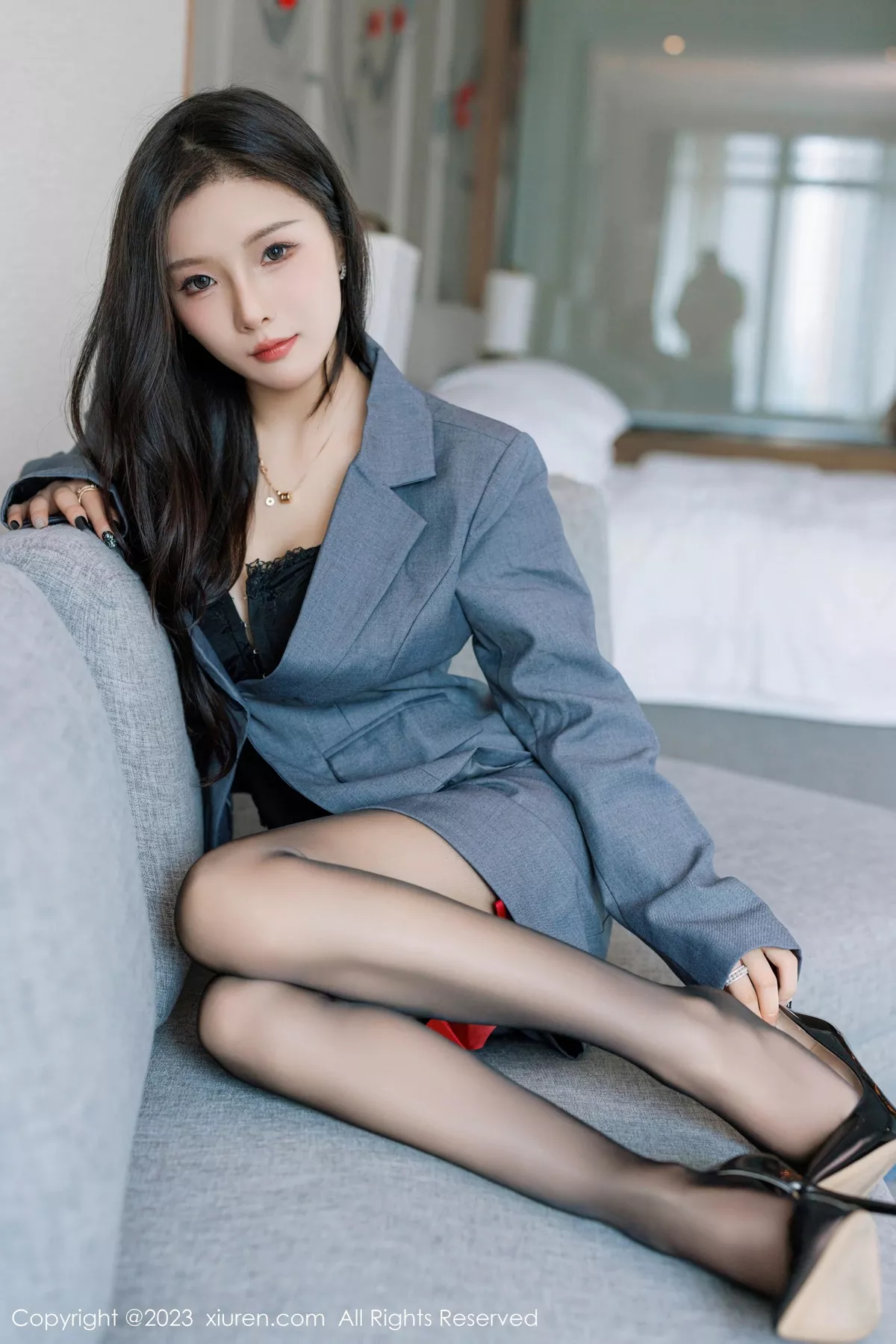 [XiuRen秀人网] 2023.10.16 No.7511 七七kiko 黑丝美腿 [48P] NO.10