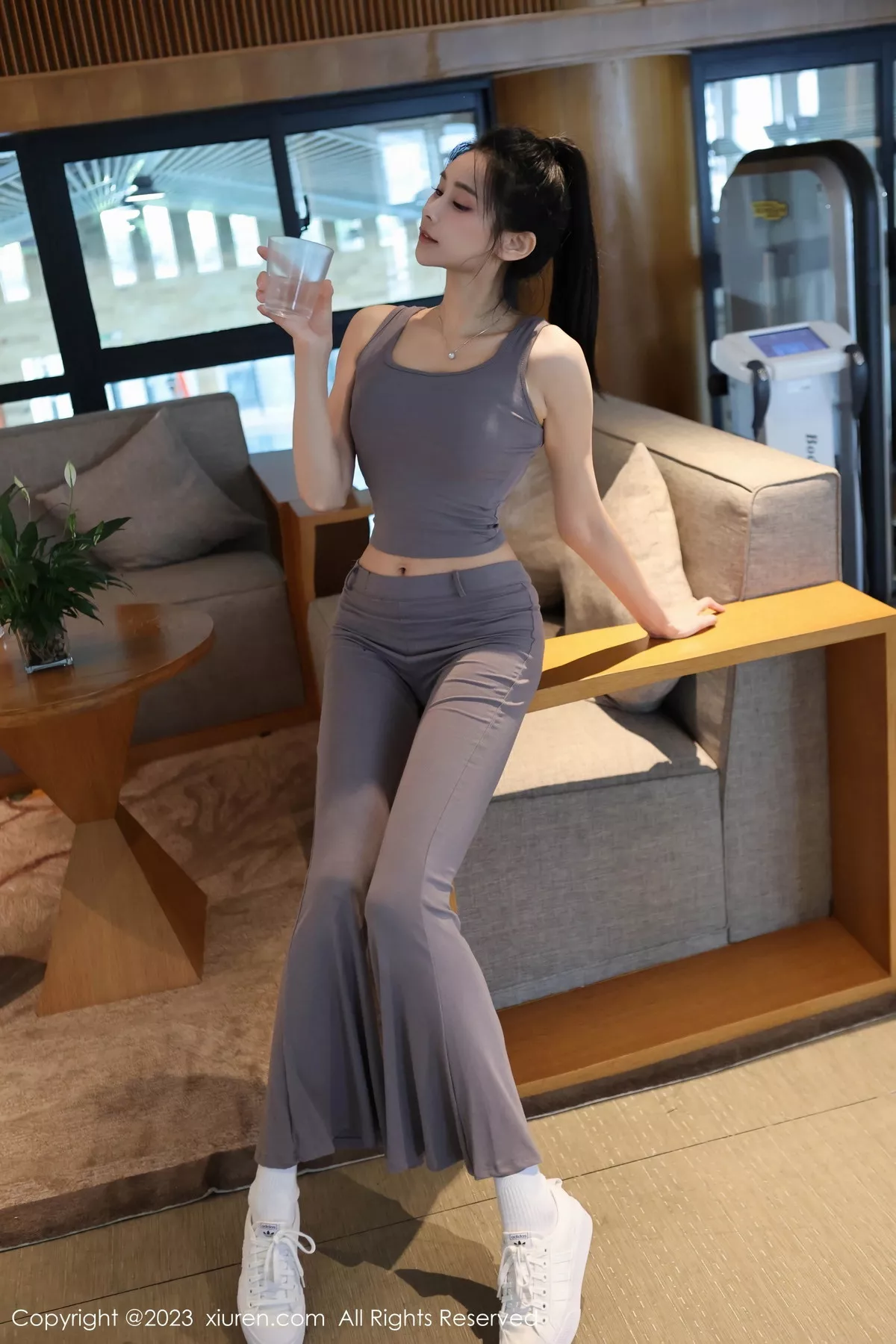 [XiuRen秀人网] 2023.10.16 No.7512 草莓mm 运动美腿 [71P] NO.11