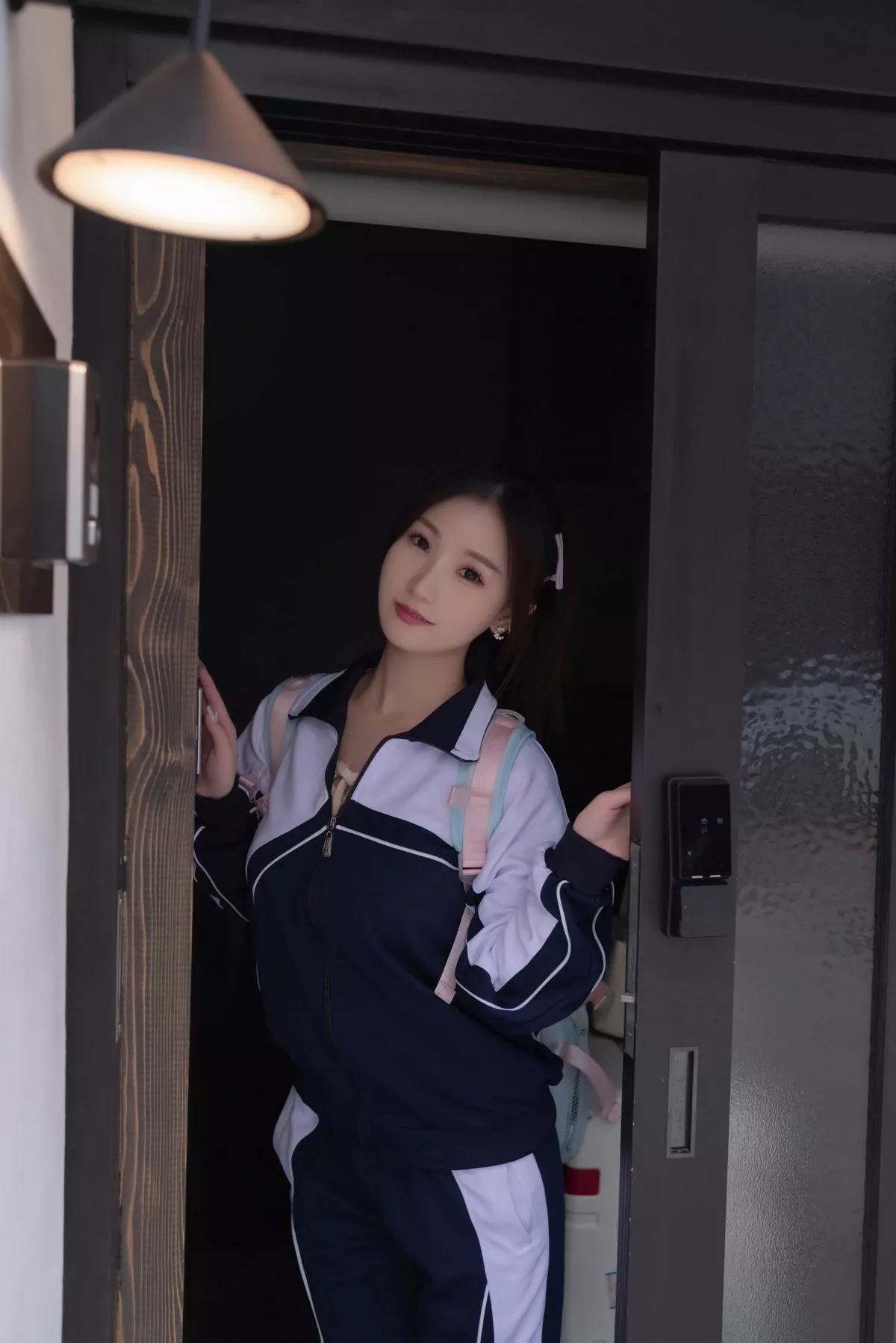 [XiuRen秀人网] 2023.10.18 No.7528 杏子Yada 制服美腿 [89P] NO.5