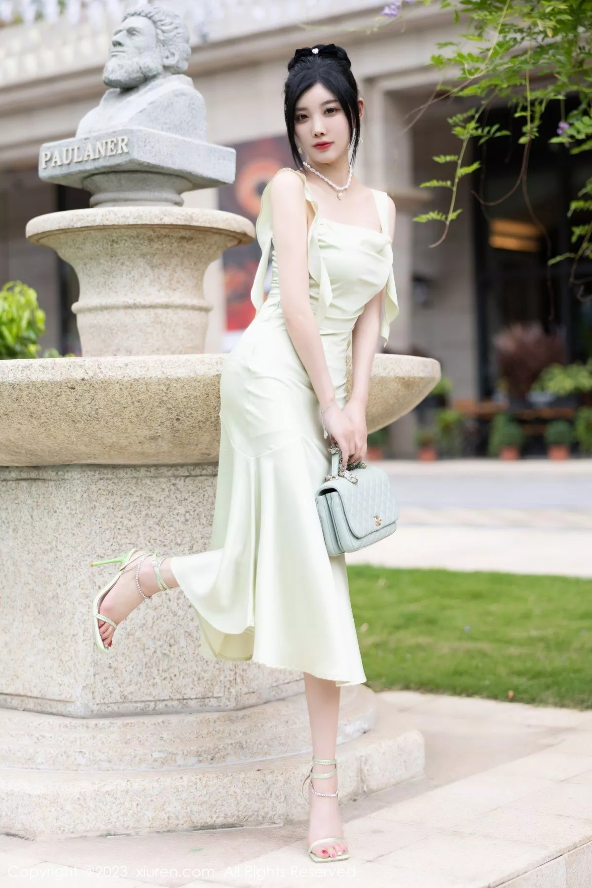 [XiuRen秀人网] 2023.09.19 No.7410 杨晨晨Yome 美臀长裙 [82P] NO.8