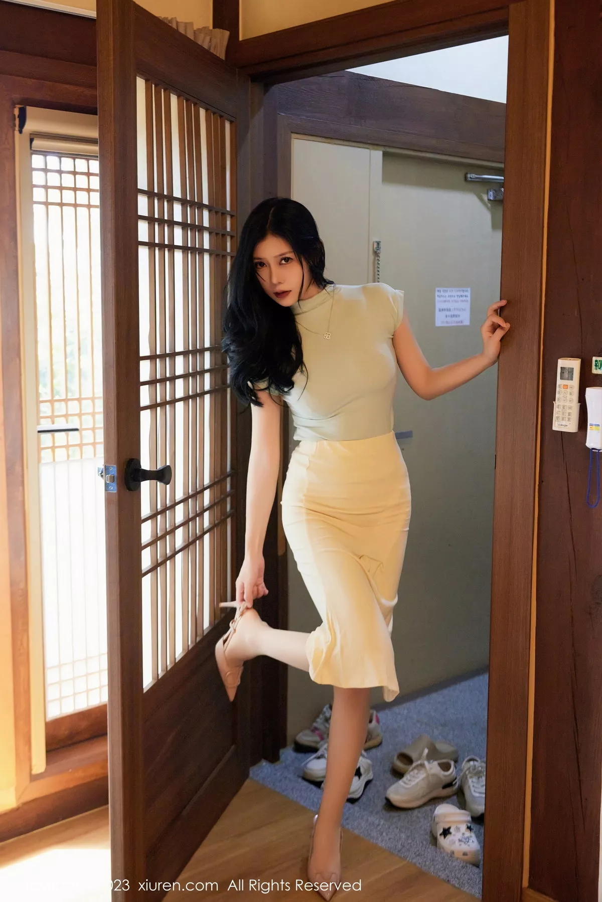 [XiuRen秀人网] 2023.10.19 No.7531 尹甜甜 济州岛旅拍 [63P] NO.2