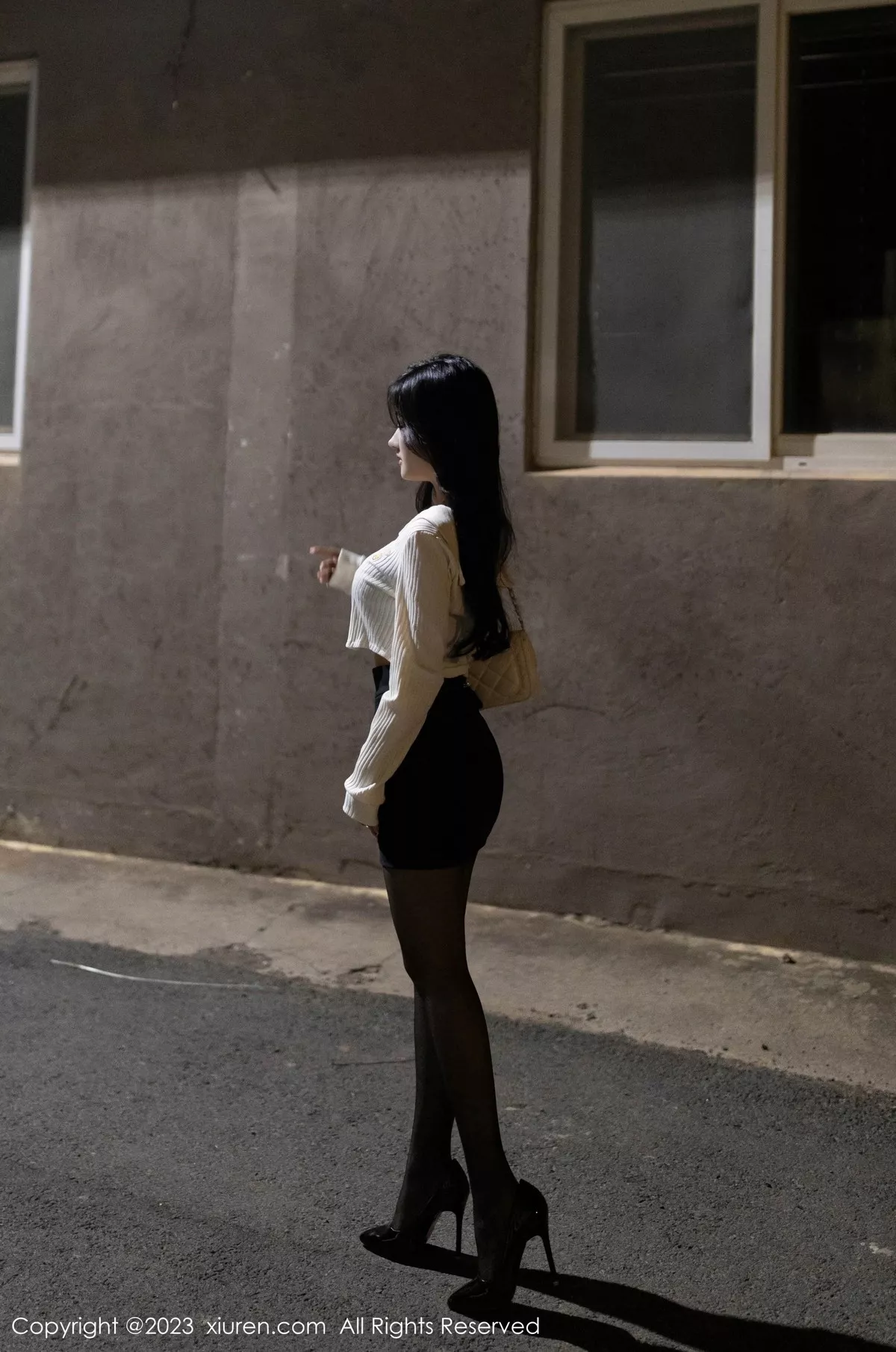 [XiuRen秀人网] 2023.10.31 No.7588 谭小灵 黑丝美腿 [74P] NO.1