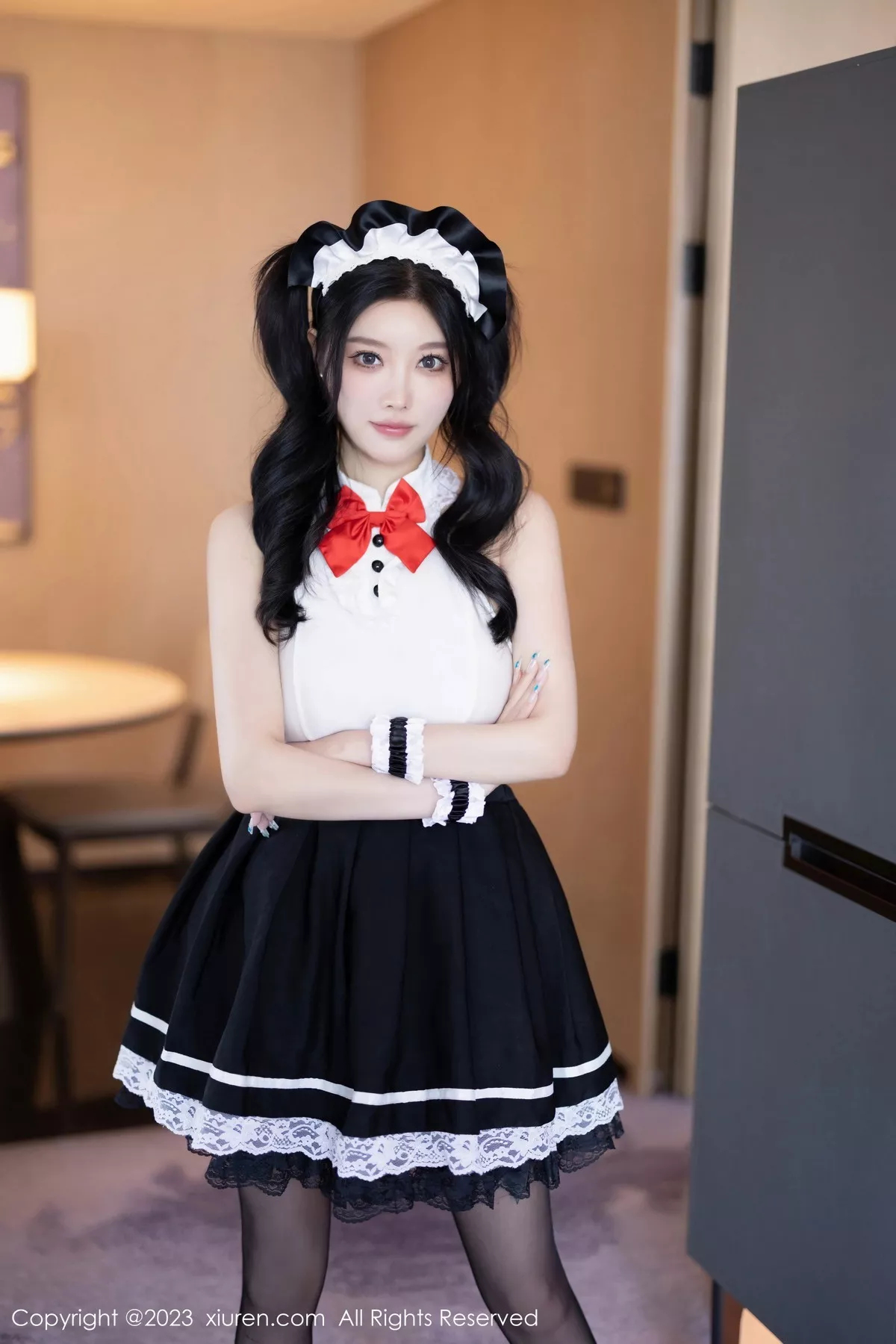 [XiuRen秀人网] 2023.10.31 No.7590 杨晨晨Yome 黑丝美臀 [92P] NO.1