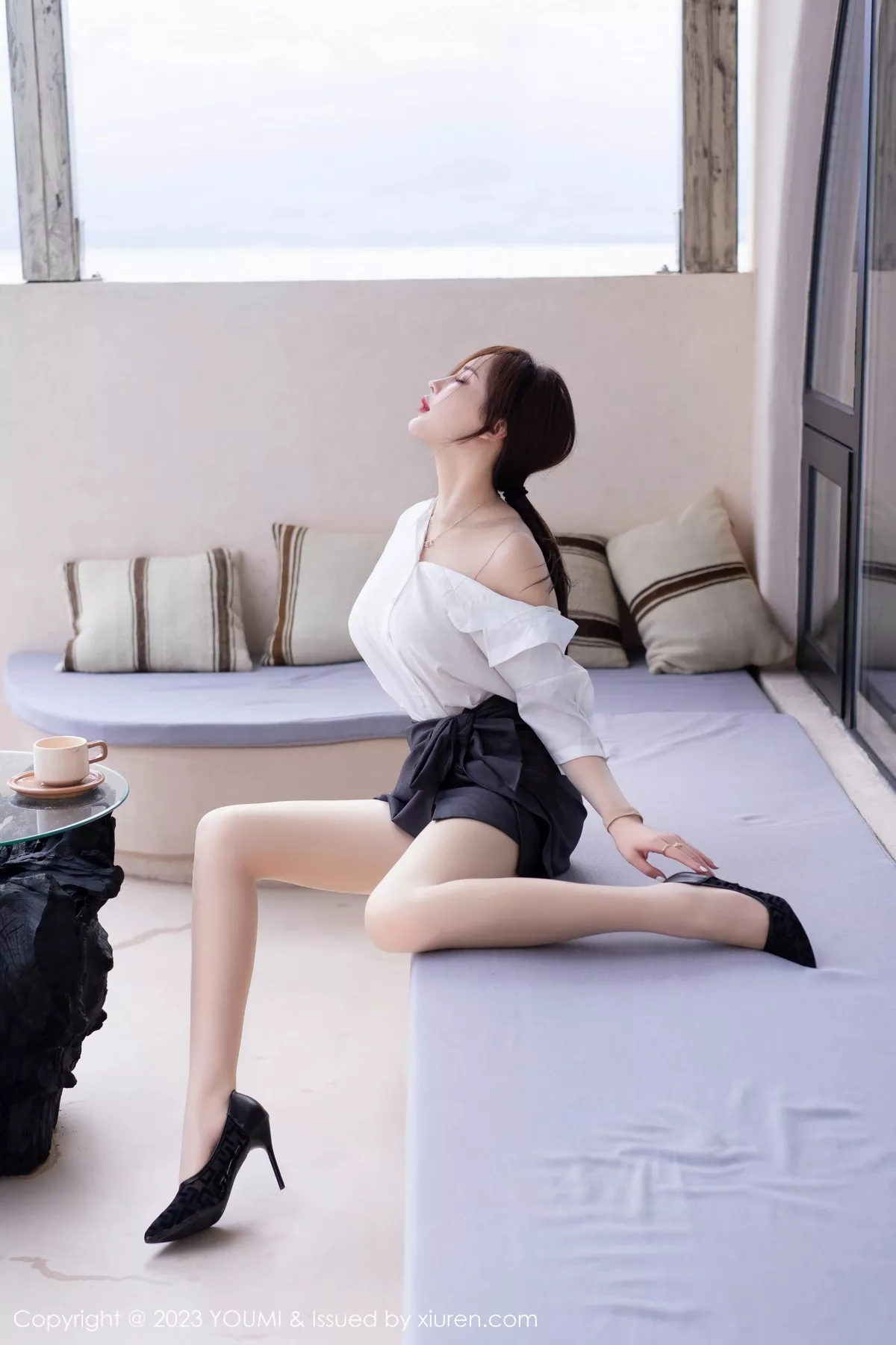 [YOUMI尤蜜荟] 2023.10.31 VOL.998 Carol周妍希 丝袜短裙 [73P] NO.4