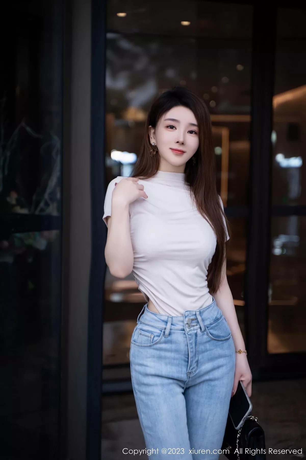 [XiuRen秀人网] 2023.10.31 No.7586 雨儿baby 牛仔裤美腿 [71P] NO.9