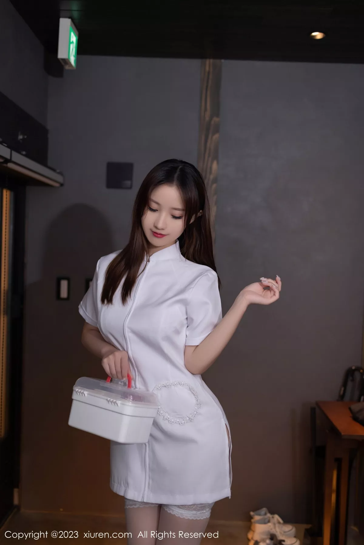 [XiuRen秀人网] 2023.11.01 No.7596 杏子Yada 美腿丝袜 [82P] NO.8