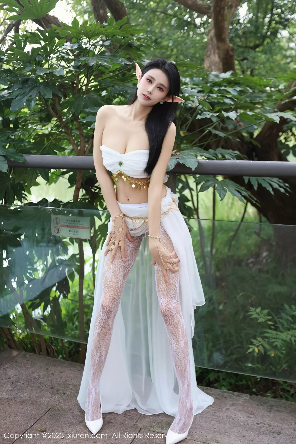 [XiuRen秀人网] 2023.11.02 No.7598 草莓mm 美腿户外 [70P] NO.9