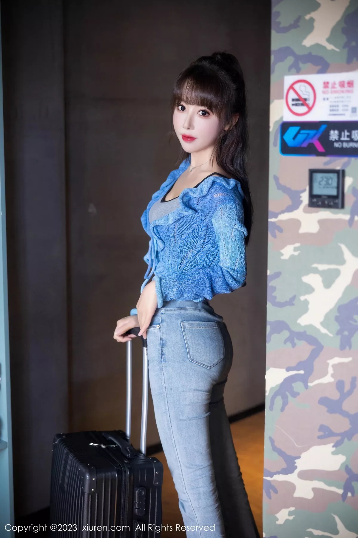 [XiuRen秀人网] 2023.10.20 No.7540 白笑笑 牛仔裤美腿 [80P] NO.1