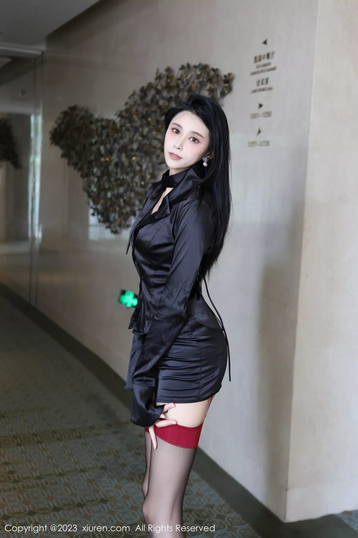 [XiuRen秀人网] 2023.11.08 No.7630 草莓mm 黑丝美腿 [69P] NO.4