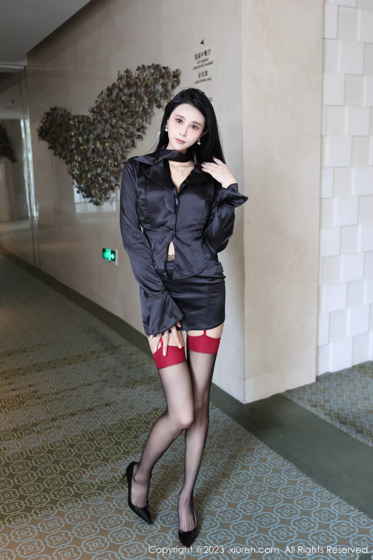 [XiuRen秀人网] 2023.11.08 No.7630 草莓mm 黑丝美腿 [69P] NO.3