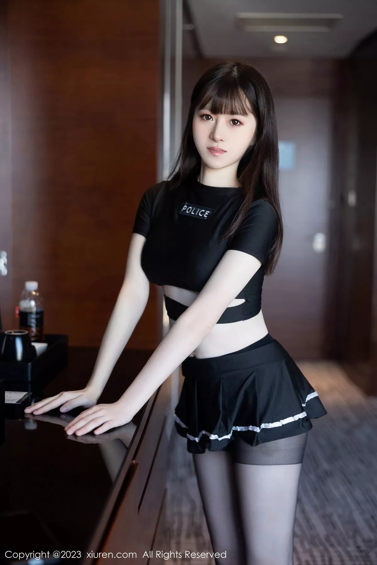 [XiuRen秀人网] 2023.11.09 No.7637 林悠悠 短裙美腿 [98P] NO.11