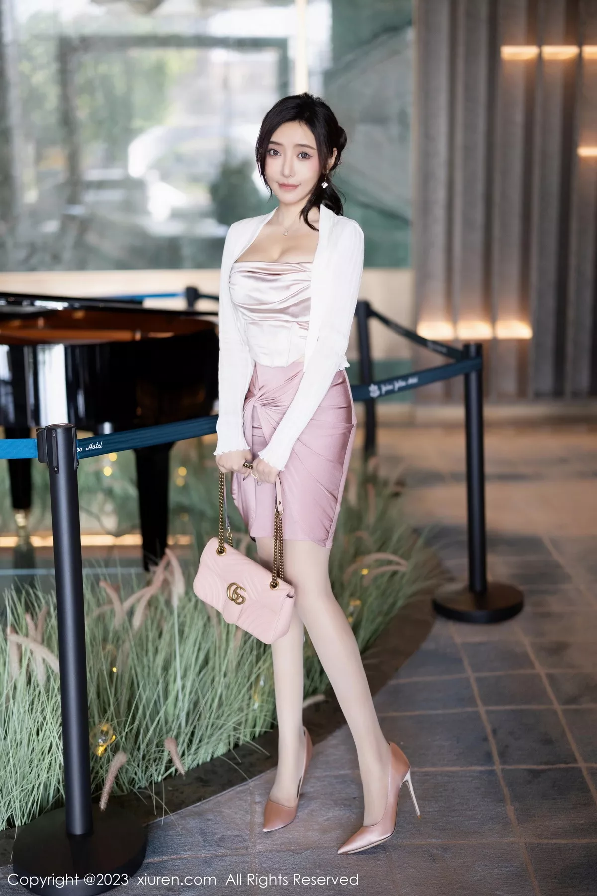 [XiuRen秀人网] 2023.11.09 No.7640 王馨瑶yanni 时尚美腿 [88P] NO.4