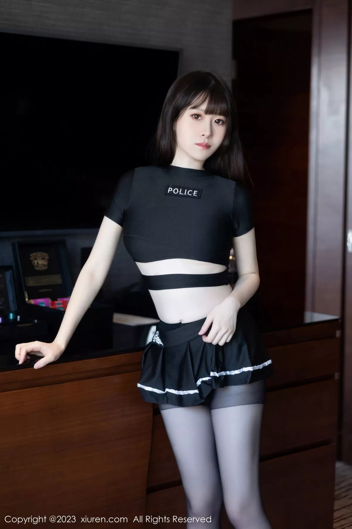 [XiuRen秀人网] 2023.11.09 No.7637 林悠悠 短裙美腿 [98P] NO.3