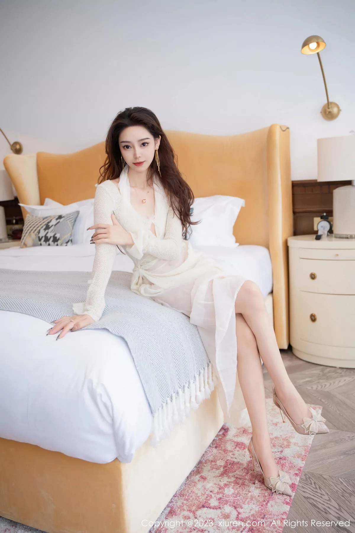 [XiuRen秀人网] 2023.11.14 No.7658 苏曼兮 长裙美腿 [97P] NO.2