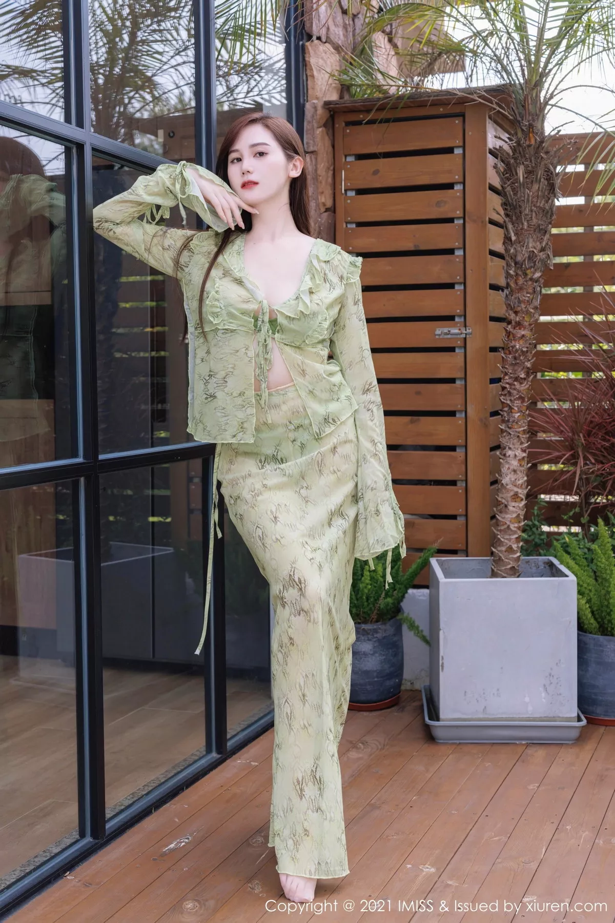 [IMISS爱蜜社] 2023.10.23 VOL.758 sisy思 美腿长裙 [40P] NO.6