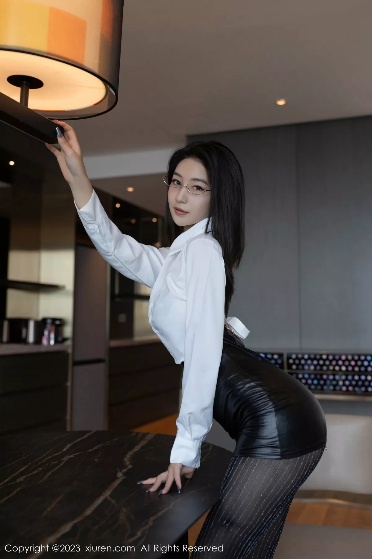 [XiuRen秀人网] 2023.10.23 No.7547 熊小诺 短裙黑丝 [78P] NO.1