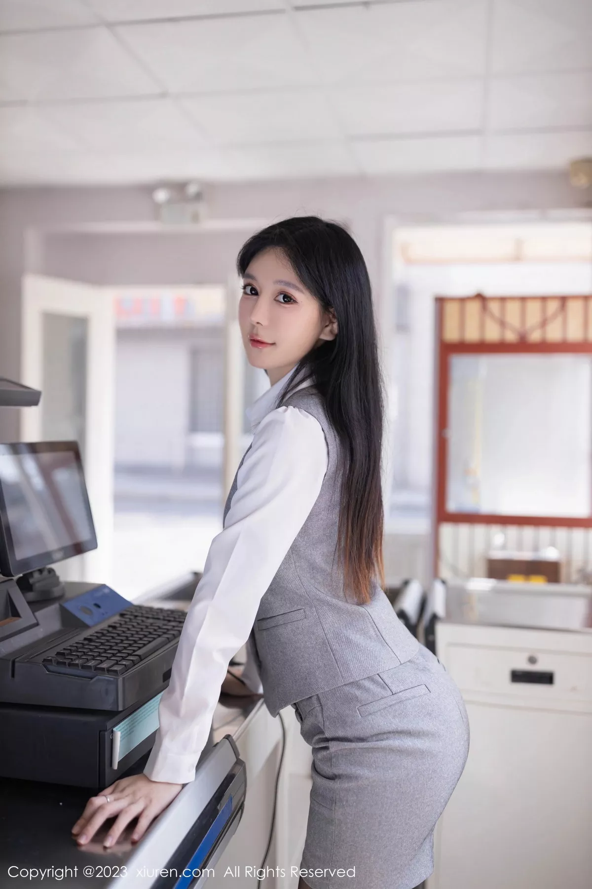 [XiuRen秀人网] 2023.11.17 No.7684 幼幼 制服美腿 [80P] NO.3