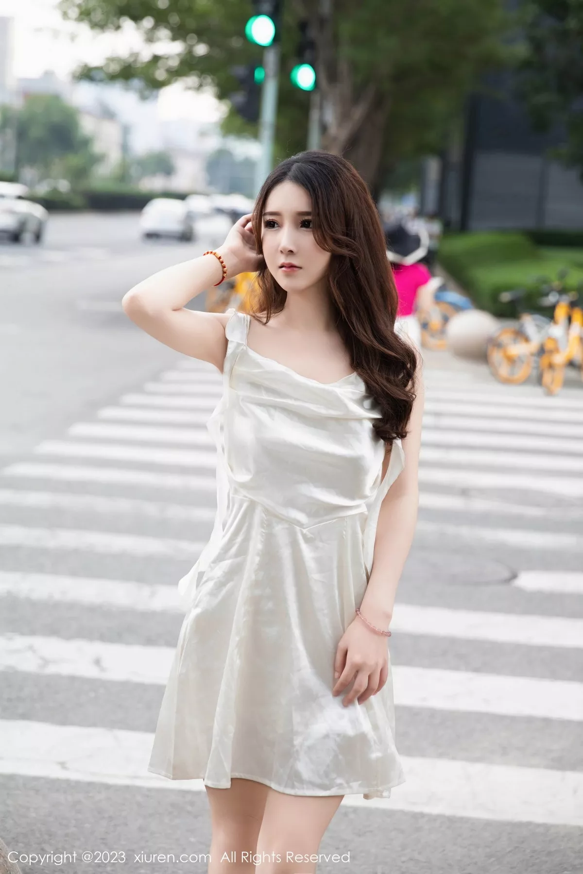 [XiuRen秀人网] 2023.10.25 No.7558 林煊煊 妩媚美腿 [70P] NO.2