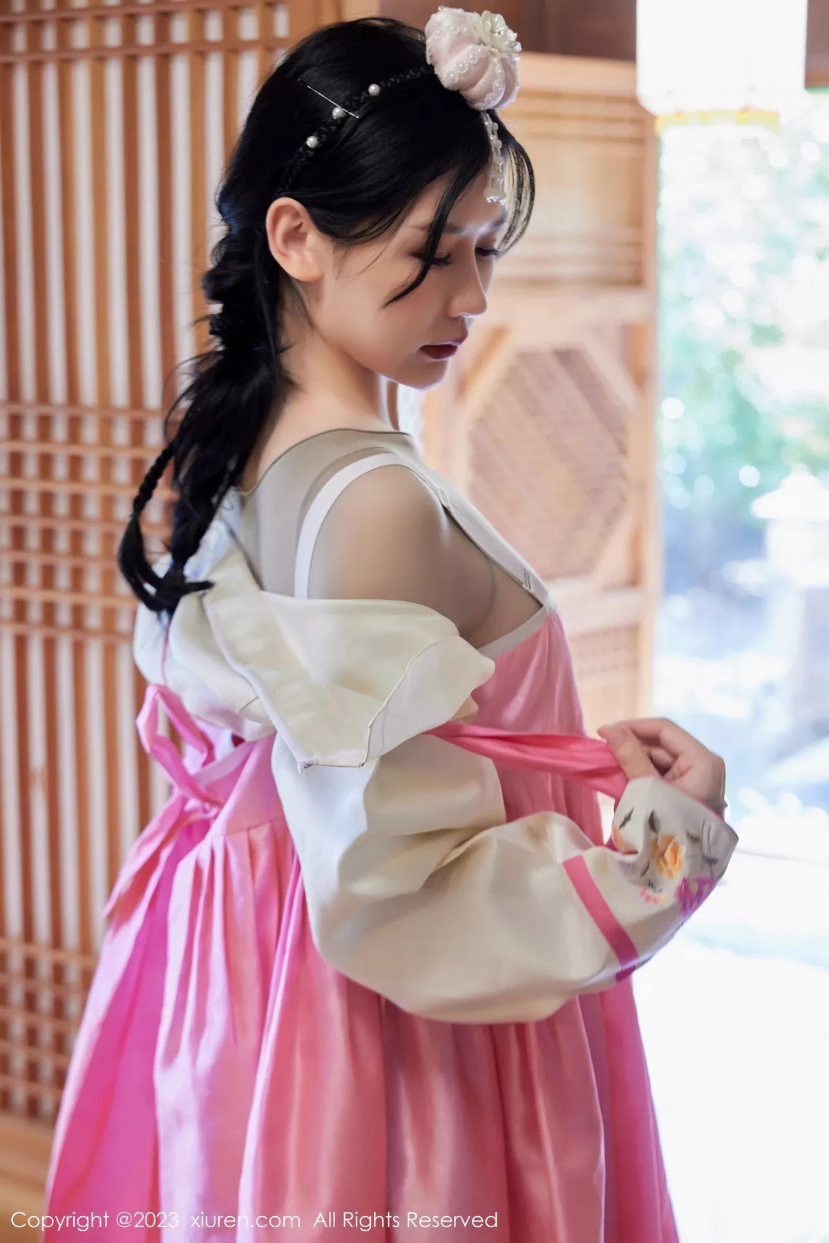 [XiuRen秀人网] 2023.10.26 No.7564 尹甜甜 济州岛旅拍 [69P] NO.10