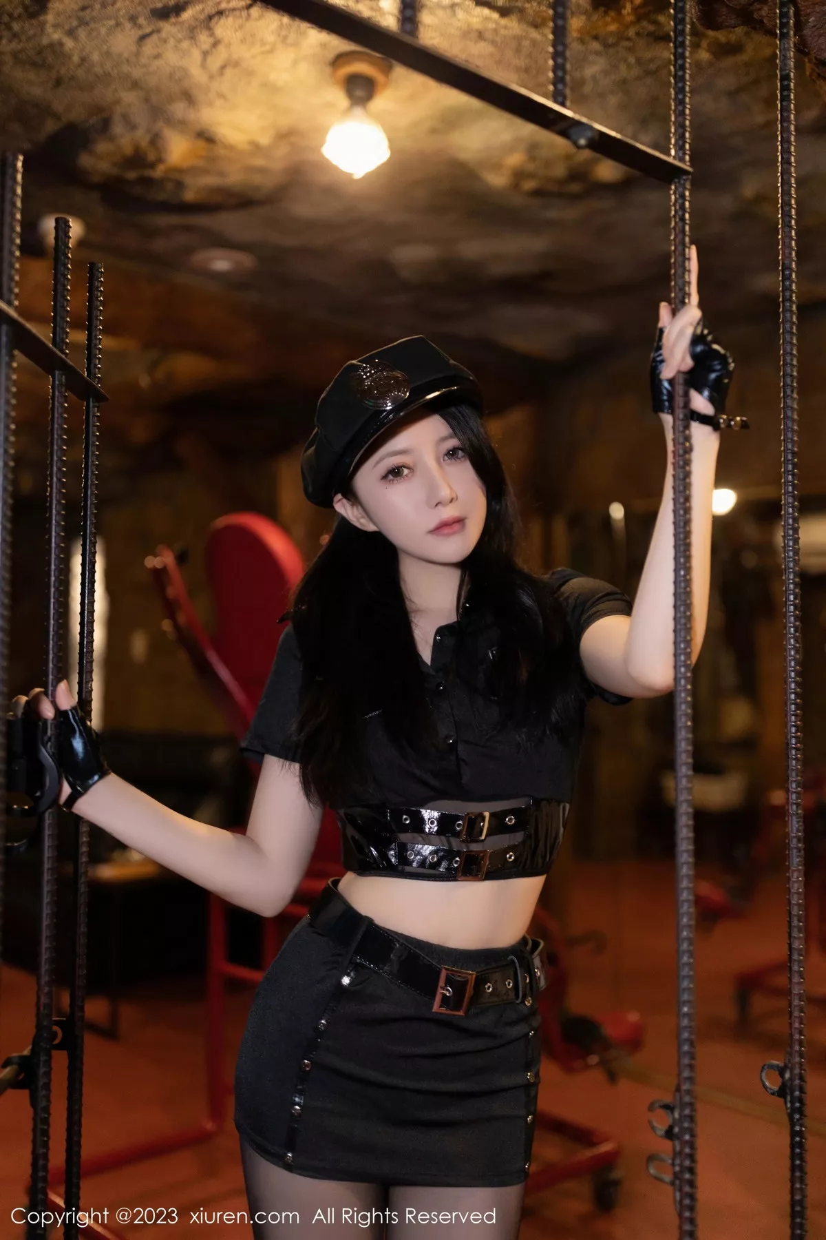 [XiuRen秀人网] 2023.10.27 No.7576 鱼子酱Fish 黑丝美腿 [84P] NO.9