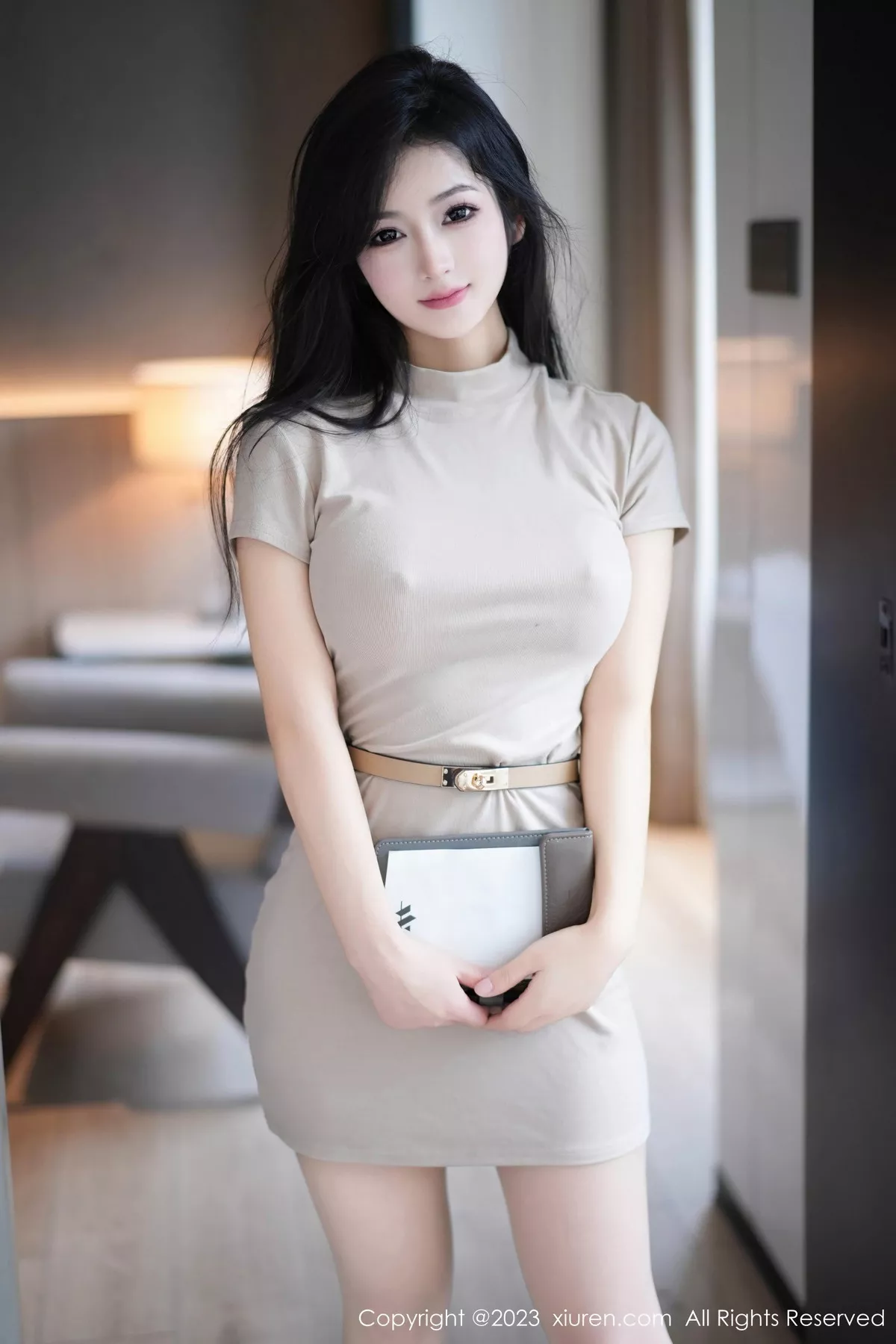 [XiuRen秀人网] 2023.10.27 No.7572 谭小灵 妩媚美腿 [81P] NO.4