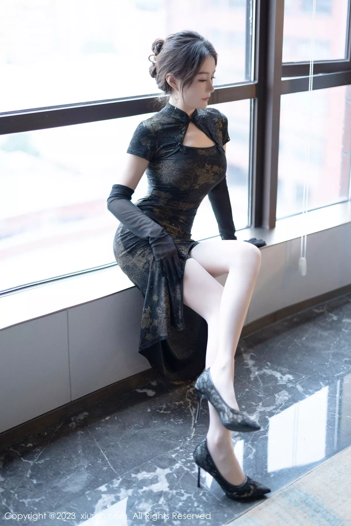 [XiuRen秀人网] 2023.11.20 No.7688 唐宁宁 旗袍美腿 [81P] NO.7
