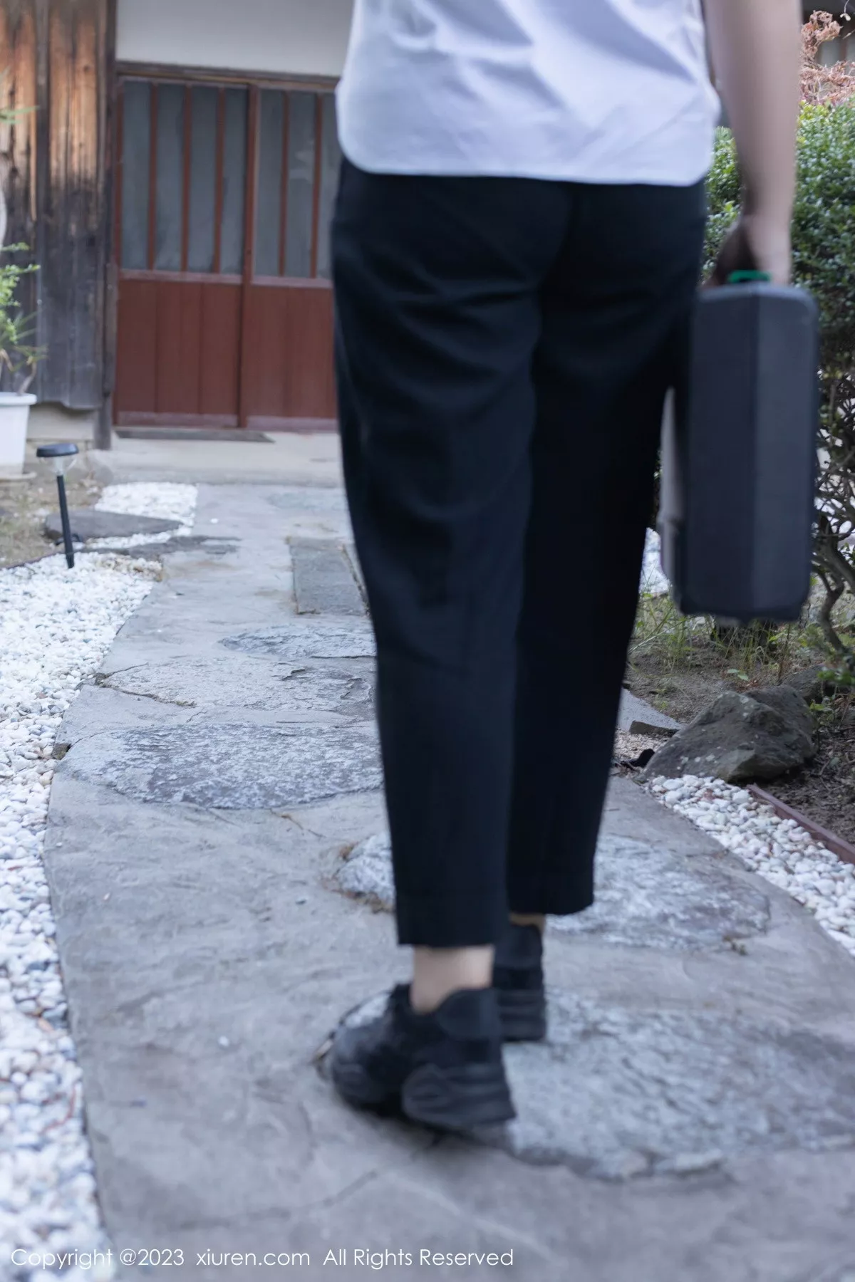 [XiuRen秀人网] 2023.11.20 No.7689 唐安琪 短裙美腿 [77P] NO.11