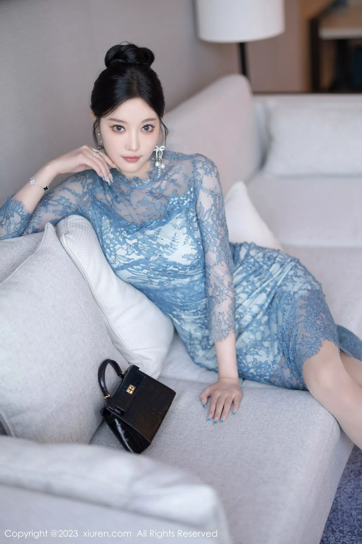 [XiuRen秀人网] 2023.11.28 No.7732 杨晨晨Yome 丝袜美腿 [82P] NO.7