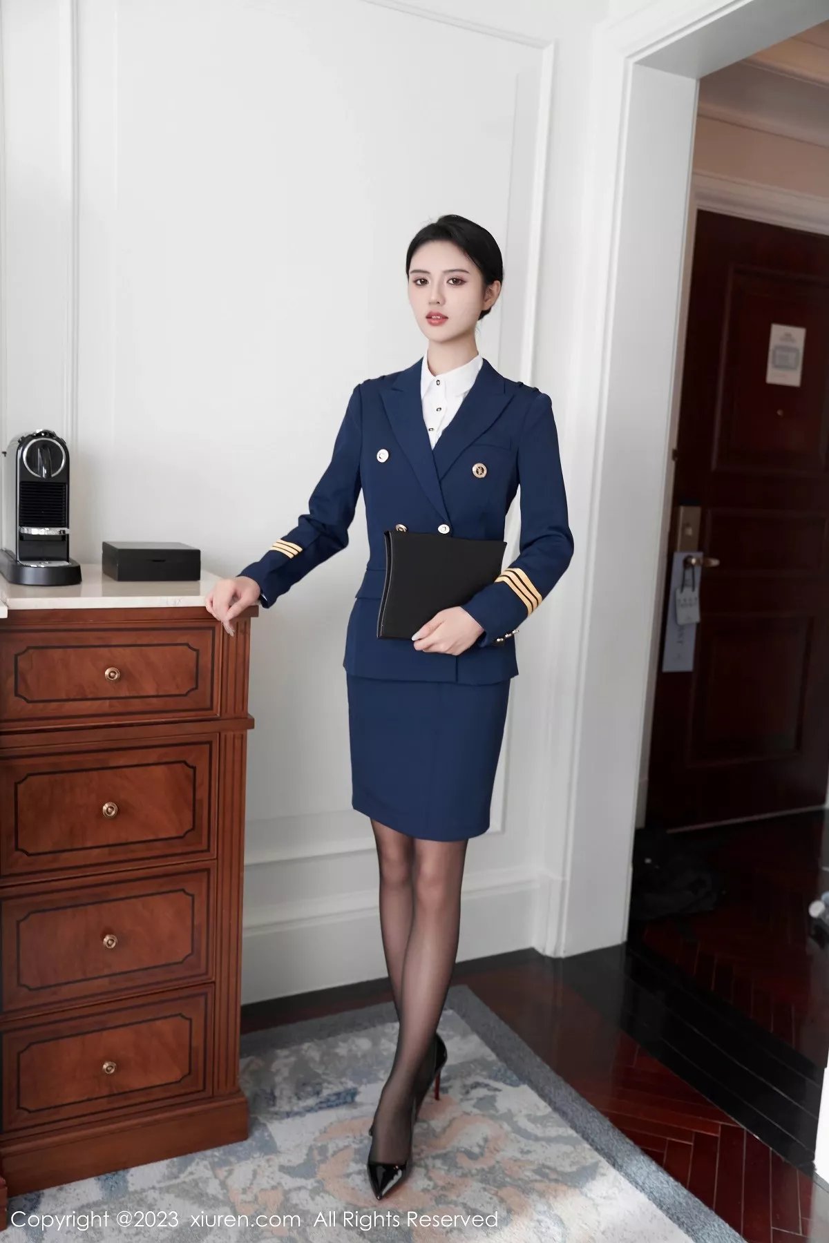 [XiuRen秀人网] 2023.11.29 No.7737 浅浅Danny 黑丝美腿 [76P] NO.8